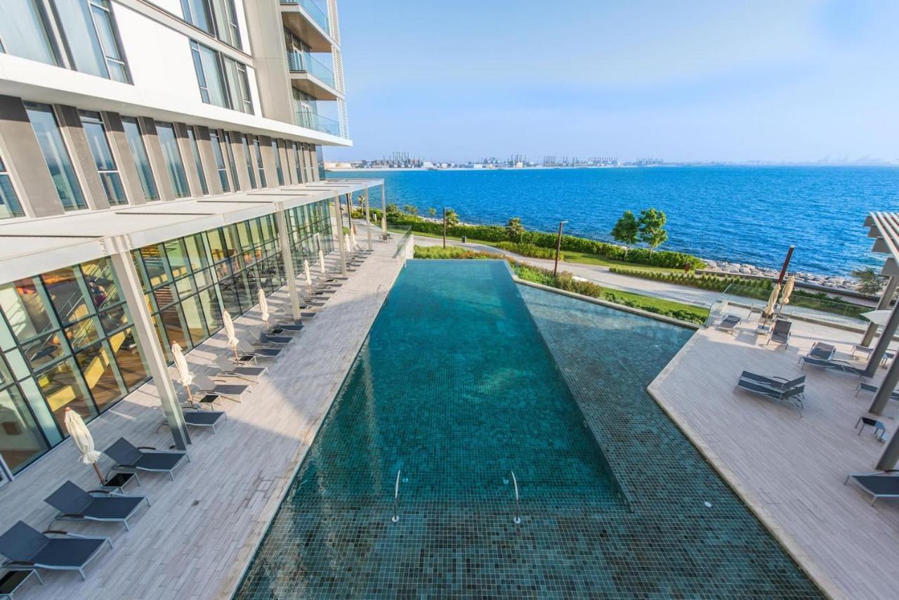 Luxury 2 Bedroom Beachfront Apt W Stunning Sea View Dubai Exterior foto